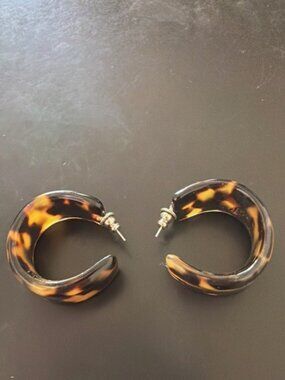Tortoise Look Earrings